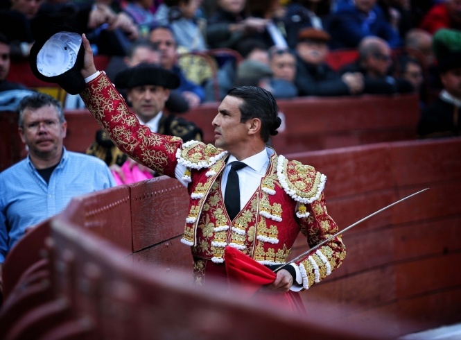 Manzanares tiene que pasar de nuevo por el quirófano