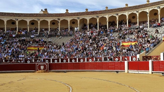 Albacete define la tradicional Corrida de Asprona