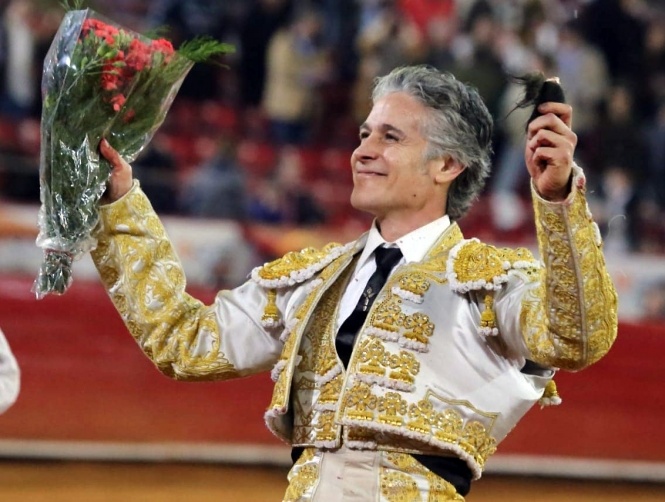 Grande Gerardo Adame en el adiós de Pizarro