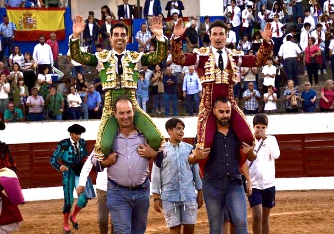 Raúl Rivera y Gómez del Pilar triunfan en Consuegra