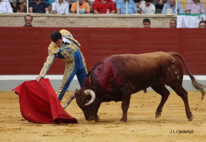 'Chicharro paga su intachable entrega y pone caro el Alfarero'