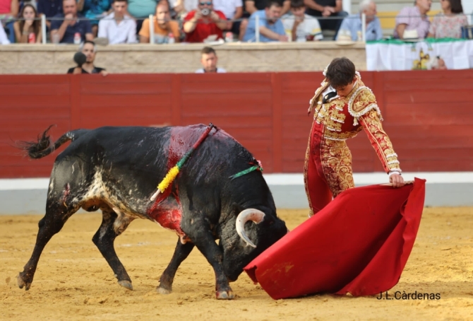 'Chicharro paga su intachable entrega y pone caro el Alfarero'