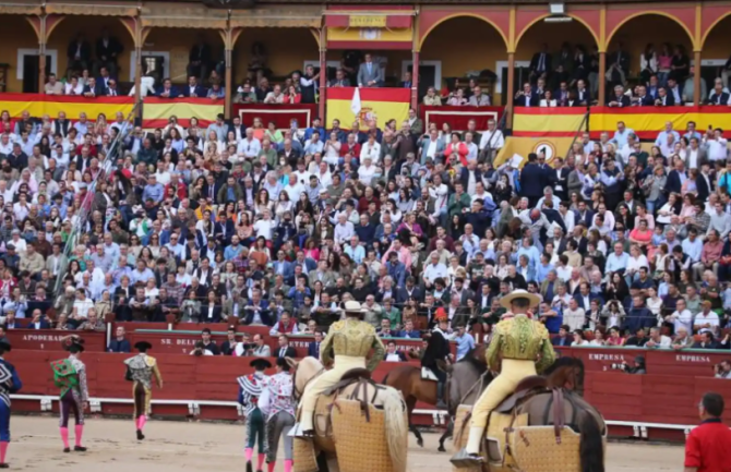 Toledo programa una corrida benéfica para el 23 de marzo