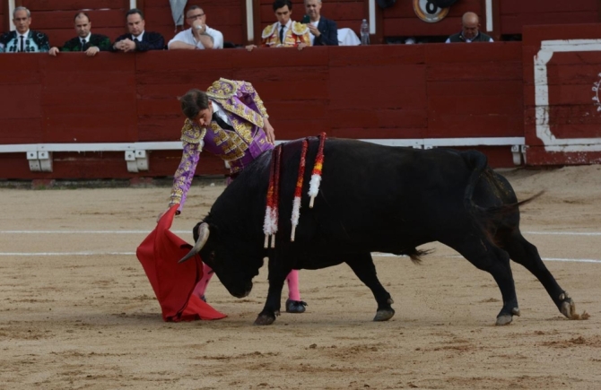 Triple puerta grande a beneficio de la paraplejia