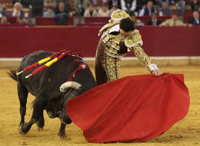 'Un gran 'Marinero' sobresale de entre una encastada corrida de Ana Romero'