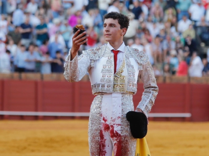 'Mariscal Ruiz sobrevive en el desierto'