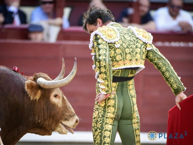 'Una pedida de mano y un descanso a los Lozano'