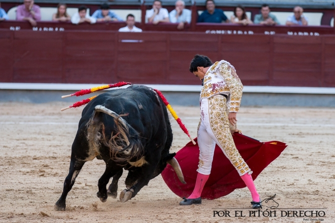 'Juan de Castilla salva la soporífera corrida de Valdefresno'