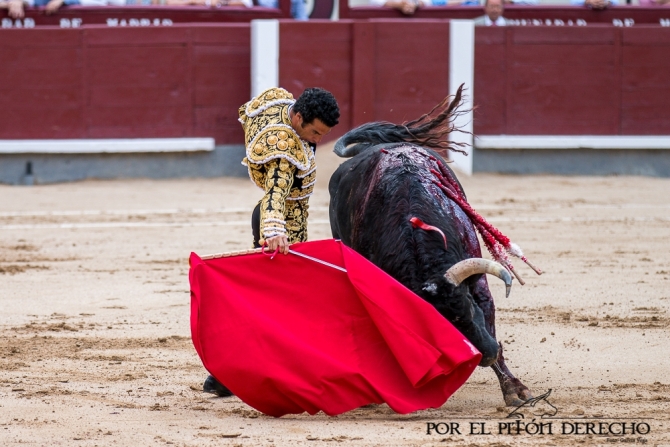 'Juan de Castilla salva la soporífera corrida de Valdefresno'