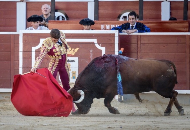 Triple puerta grande para cerrar el Milagro