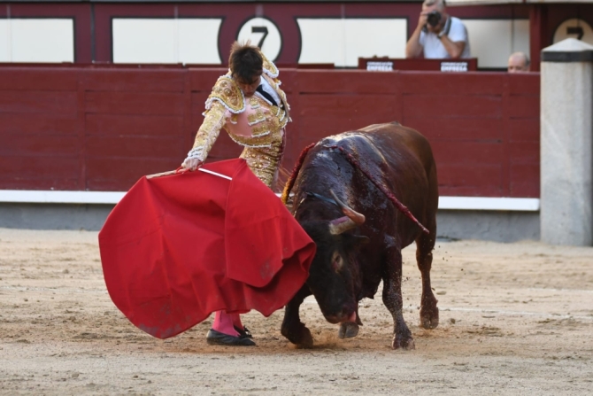 Oreja para Adrián de Torres ante una buena corrida de José Enrique Fraile'