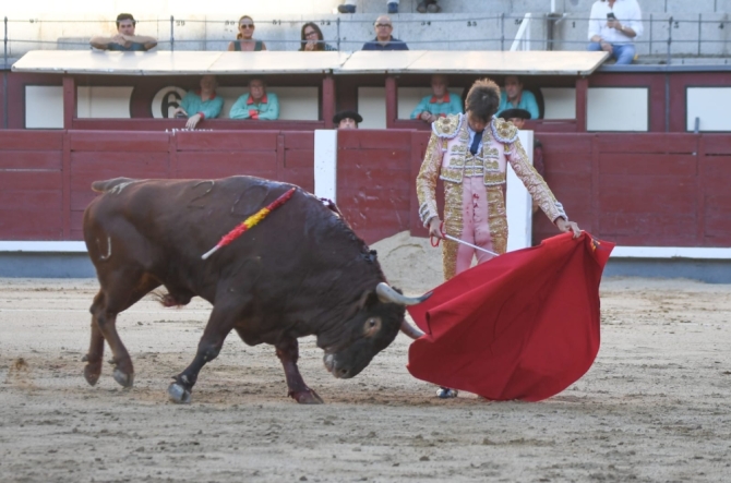 Oreja para Adrián de Torres ante una buena corrida de José Enrique Fraile'