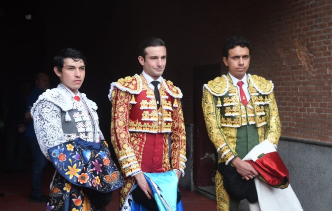 'Limpia de corrales en Las Ventas como antesala de Otoño'