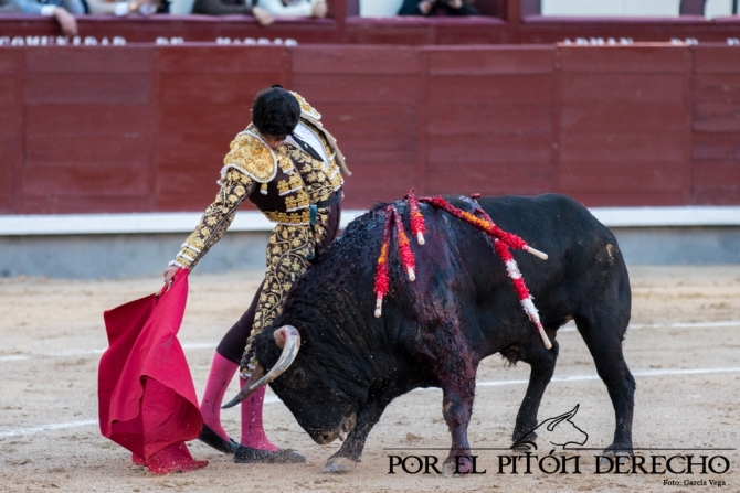 'La tarde de los palillos rotos y el suspenso de los rayadetes