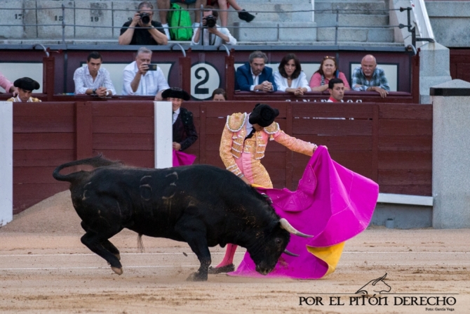 La primera nocturna de Las Ventas, en imágenes 