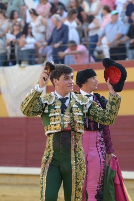 Puerta grande para Adrián Reinosa en Almodóvar del Campo 