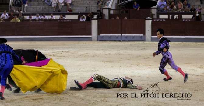 'Noche de vivas y mansos; herido Mariscal Ruiz'