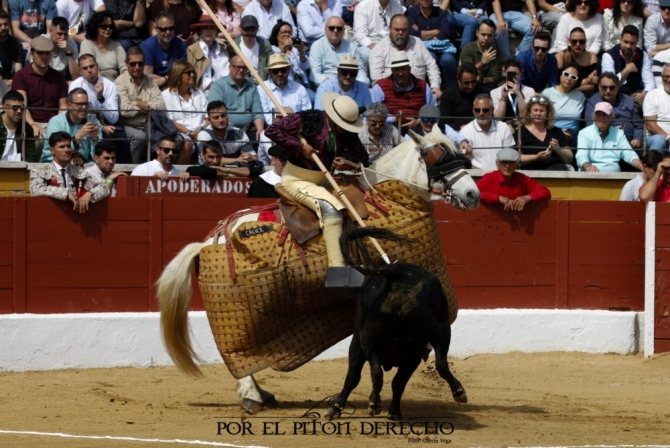 'Deslucido arranque de feria'