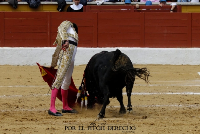 'Deslucido arranque de feria'