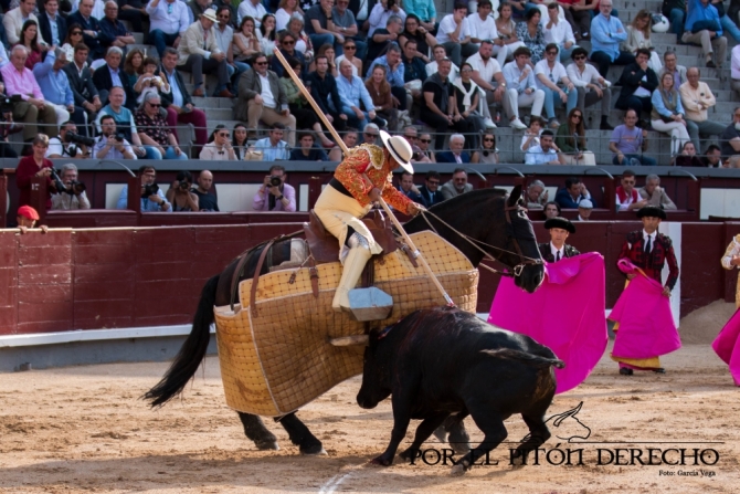 'Desrazada y descastada corrida de Palha; Luis Gerpe, herido'