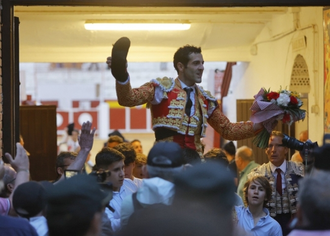 Triunfal encerrona de Antonio Linares en Tomelloso