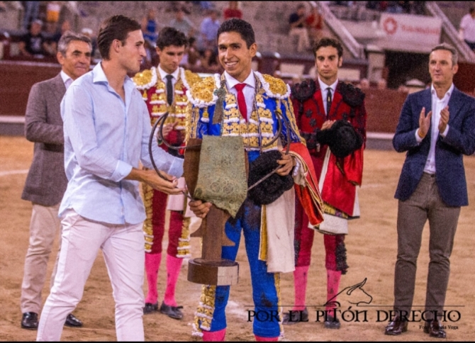 'Héctor Gutiérrez, premio al valor y entrega absoluta en la Chenel'