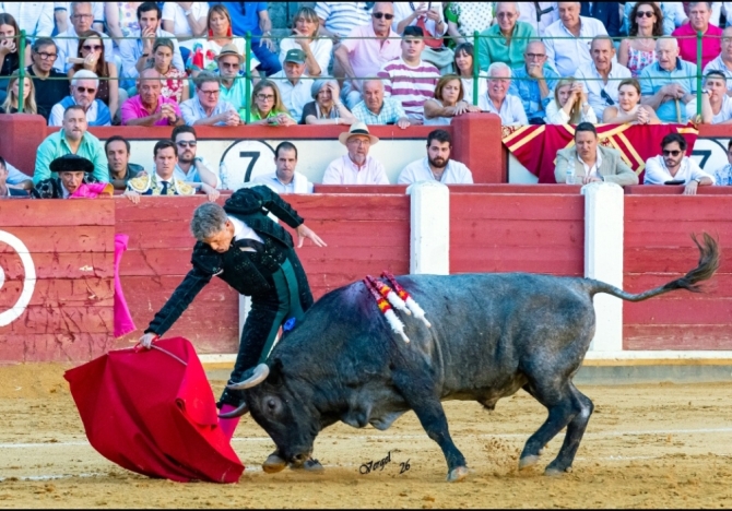 Luque se lleva otra buena tarde de Victorino, en Valladolid 