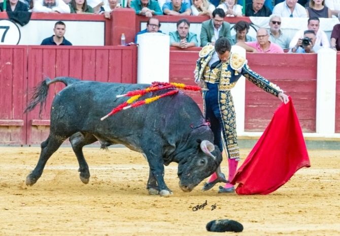 Luque se lleva otra buena tarde de Victorino, en Valladolid 