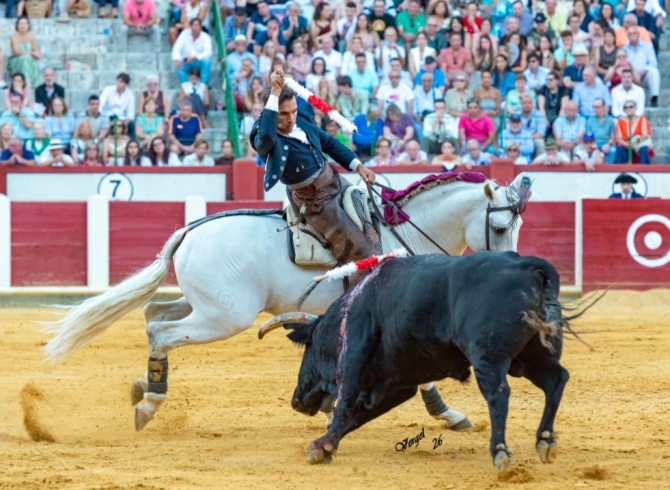 Oreja por montura en la última de Valladolid 