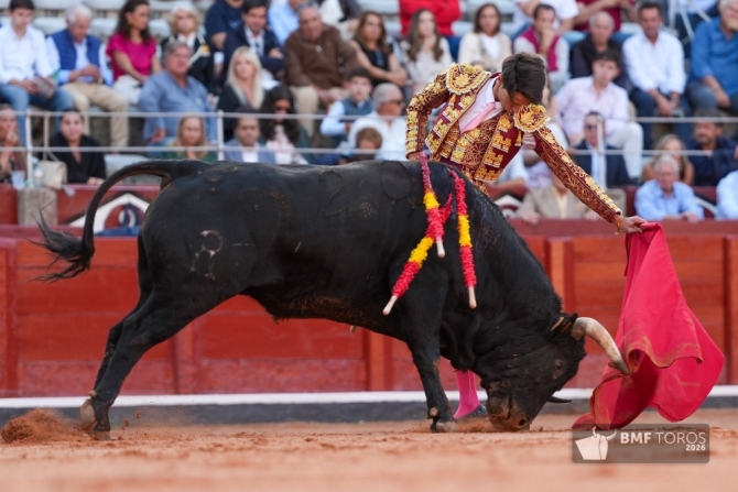 'Diego Mateos brilla y se reivindica en Salamanca'