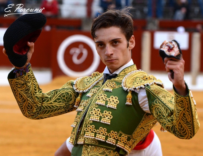 González-Écija, novillero triunfador de Andalucía
