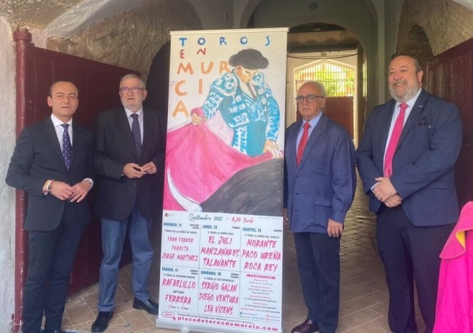 Tres corridas, rejones y novillada en Murcia