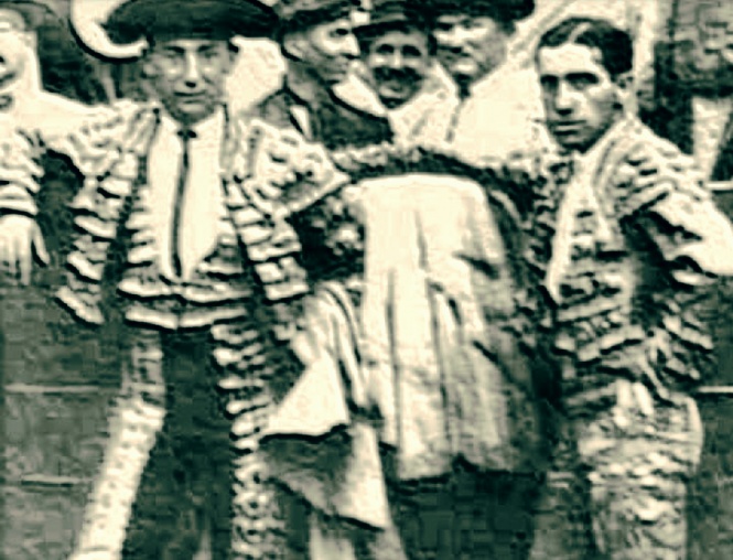 Huérfanos de locos románticos