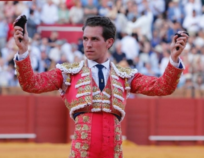 'La verdad de Ginés Marín inunda Sevilla'