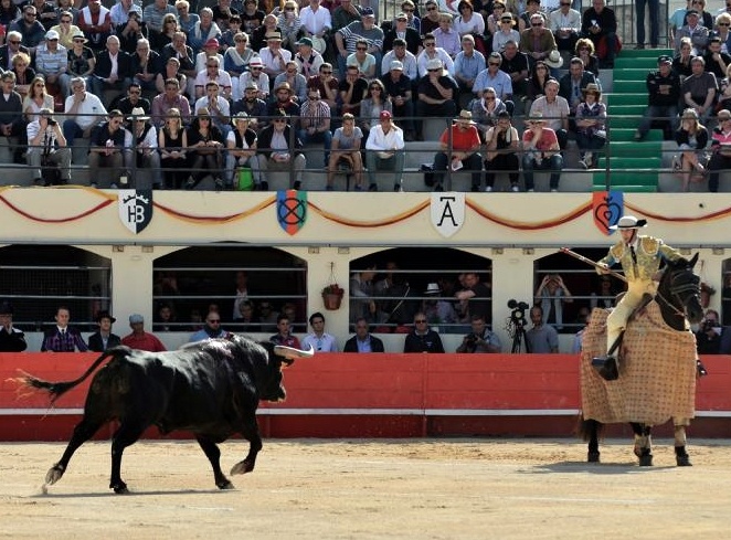 Alés presenta una oda al 'torismo' para su feria