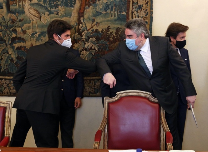 El ministro de Cultura se reúne con el sector taurino