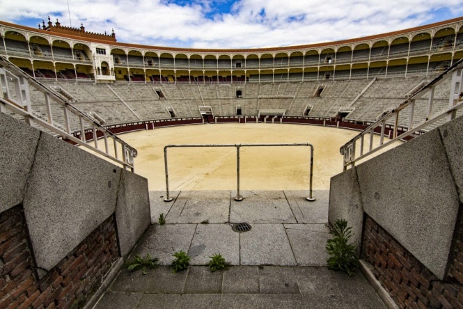 ¡SOS! Madrid, plaza abandonada