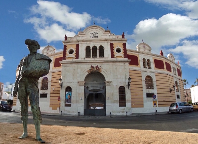 Almería presenta una feria de dos festejos